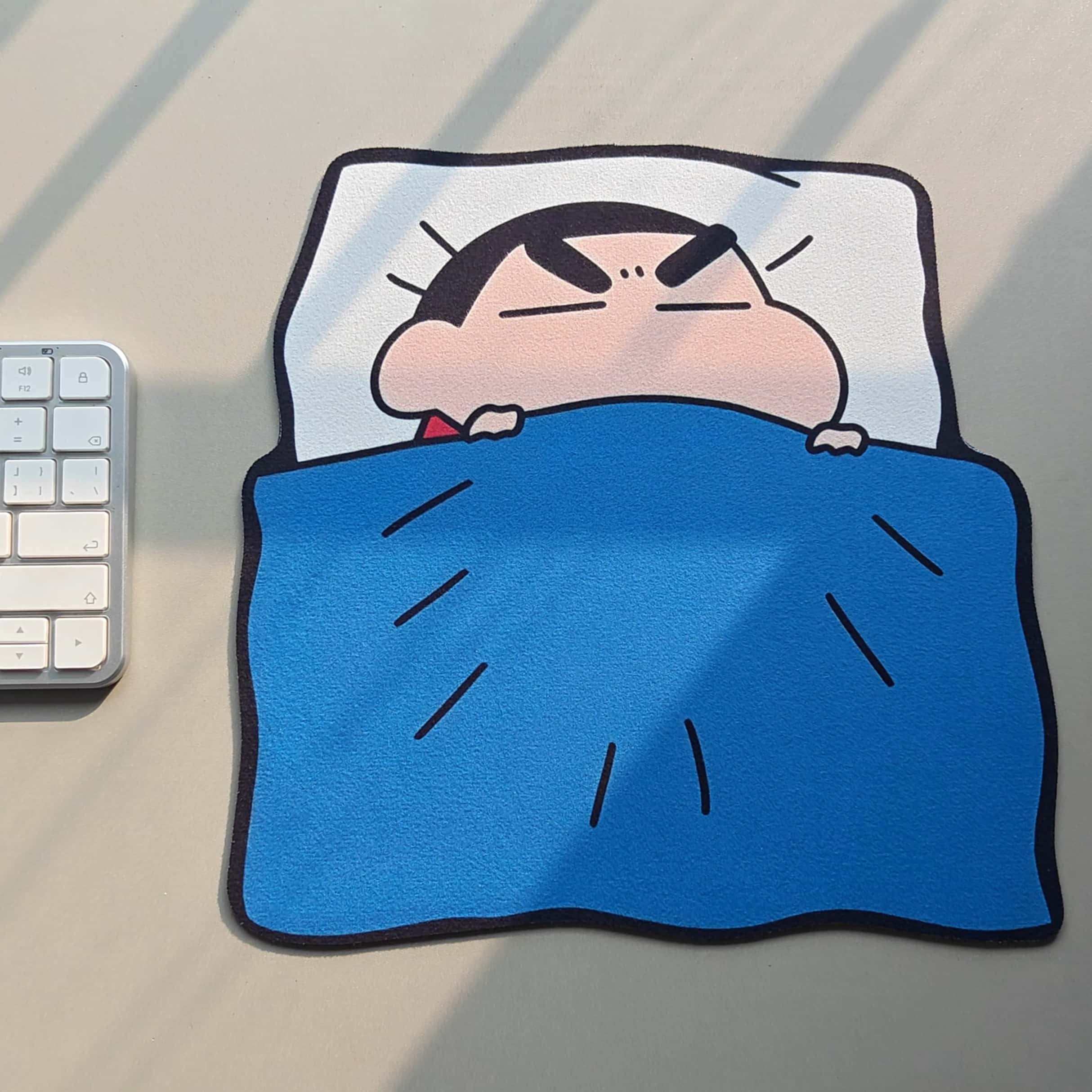 Cute Crayon Shinchan Mouse Pad - Desk Setup Rug recension och pris